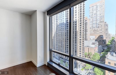 200 West 67th Street, #11L