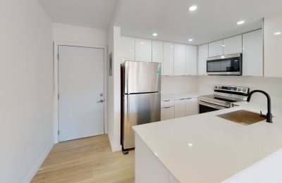 620 Southwest 10th Street, #203