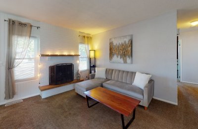 158 Lincoln Court
