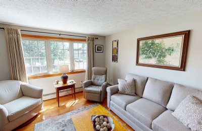 11 Loon Avenue