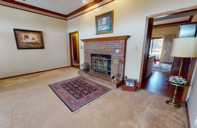1410 Holly Lane