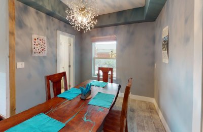 948 North 10Th Avenue