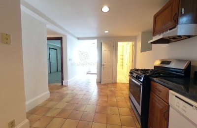 132 Chiswick Road, #B