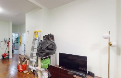 4-59 Woodward Avenue, #2