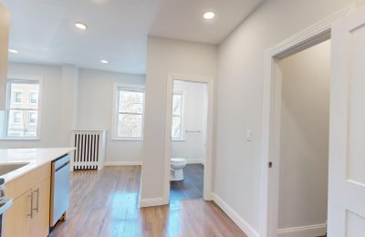 106 Queensberry Street, #9