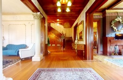 1702 Post Office Street