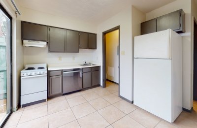 725 Peppertree Drive, #22