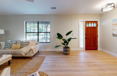 2220 Salem Drive East