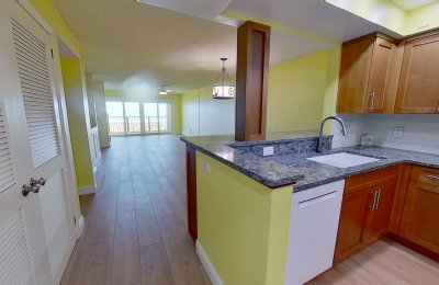 1305 South Atlantic Avenue, #250