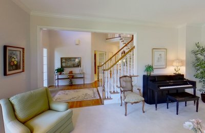 2939 Addison Circle North