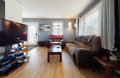 44 Edgecomb Road
