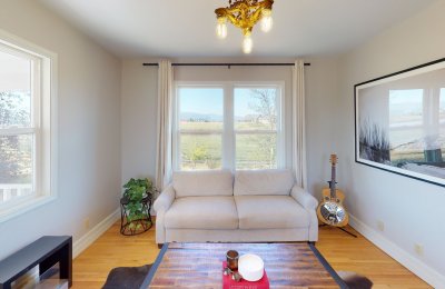 880 Farm Road