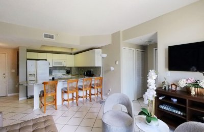 3500 Coral Way, #413