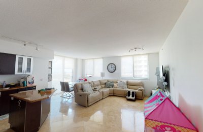 1745 East Hallandale Beach Boulevard, #2203w