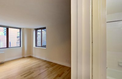 260 West 52nd Street, #12K