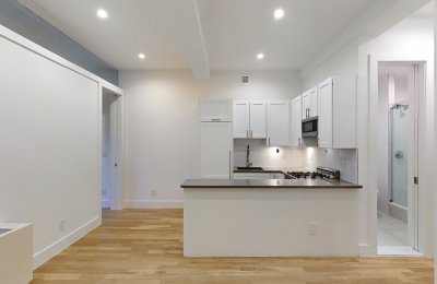 220 East 22nd Street, #5M