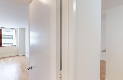 260 West 52nd Street, #9J