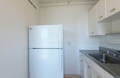 100 Memorial Drive, #8-7c