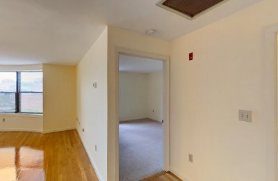 100 Jersey Street, #703
