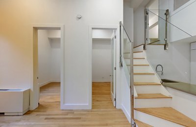 220 East 22nd Street, #3N