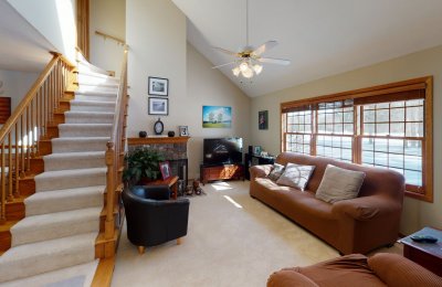 4 Duffers Drive, #c