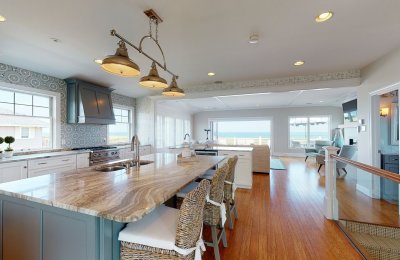 126 Ocean Boulevard