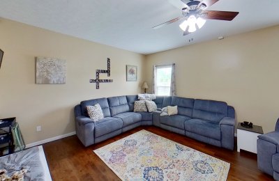 6855 Bragg Lane