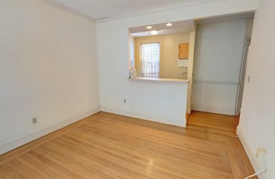 15 Queensberry Street, #31