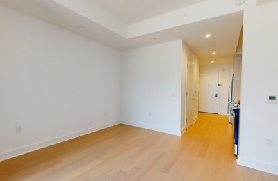 8 Court Square East, #07D