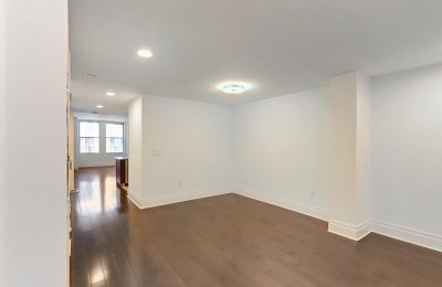 37 West 21st Street, #400