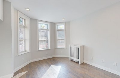 55 Queensberry Street, #1