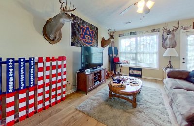1477 North Donahue Drive, #3808