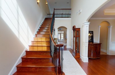159 Knotty Pine Way