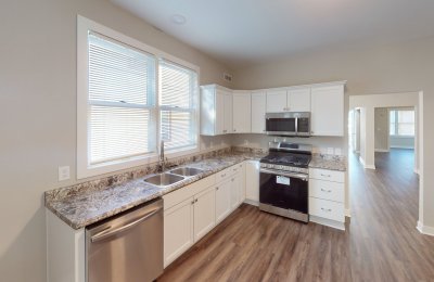 2954 Dupont Avenue North