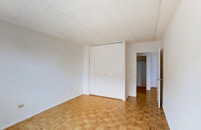 301 Elizabeth Street, #8S