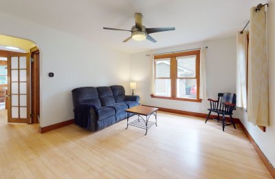 25 Mansfield Avenue