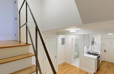 210 East 22nd Street, #01K