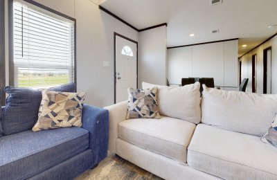 280 Private Road 5177