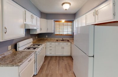 1809 Heatherglen Lane