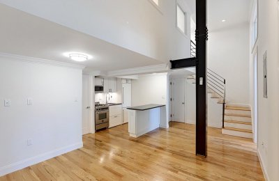 210 East 22nd Street, #5B