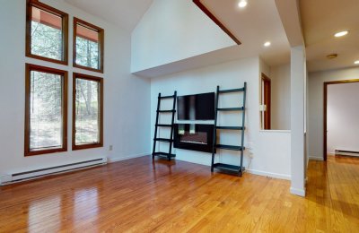23646 Genesee Village Road