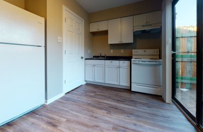 725 Peppertree Drive, #17