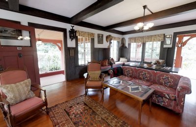 2725 Olinda Road