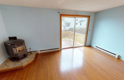 901 Mammoth Road, #1