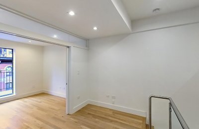 220 East 22nd Street, #05H