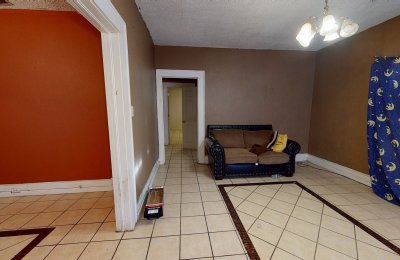 1014 West Clarendon Drive