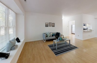 403 Commons At Kingswood Drive, #3