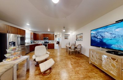 642 Kakala Street, #1301