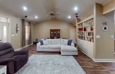410 Lakewood Drive