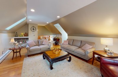 44 Sturbridge Lane